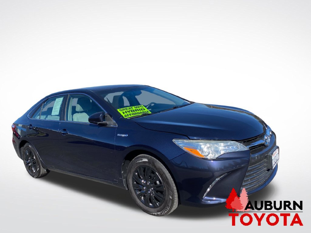 Used 2015 Toyota Camry LE FWD image 3