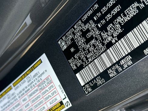 Used 2025 Lexus RX 450h AWD w/ Luxury Package image 23