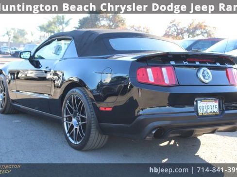 Used 2012 Ford Mustang Shelby GT500 w/ SVT Performance Pkg image 3