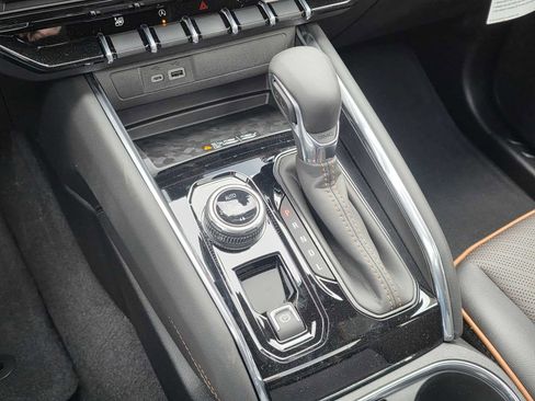 New 2026 GMC Canyon AT4 AWD/4WD image 37