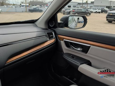 Used 2017 Honda CR-V Touring image 19