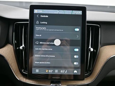 New 2026 Volvo XC60 T8 Plus w/ Protection Package Premier AWD/4WD image 19