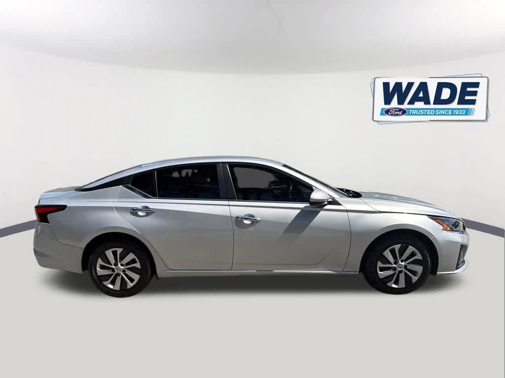 Used 2023 Nissan Altima 2.5 S FWD image 4