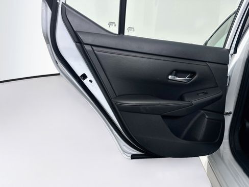 Used 2023 Nissan Sentra SR FWD image 25