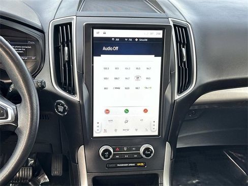 Used 2024 Ford Edge SEL w/ Convenience Package image 10