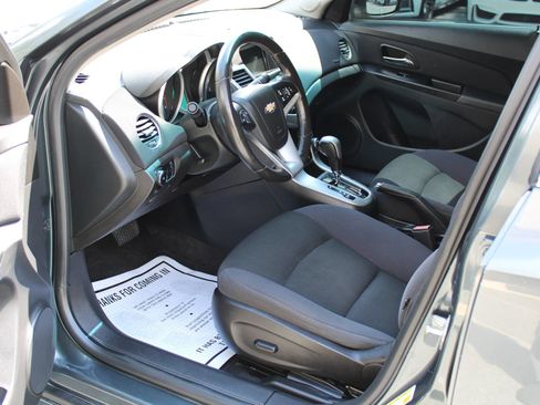 Used 2013 Chevrolet Cruze Eco FWD image 18