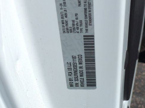 New 2025 RAM ProMaster 1500 w/ Convenience Group FWD image 24