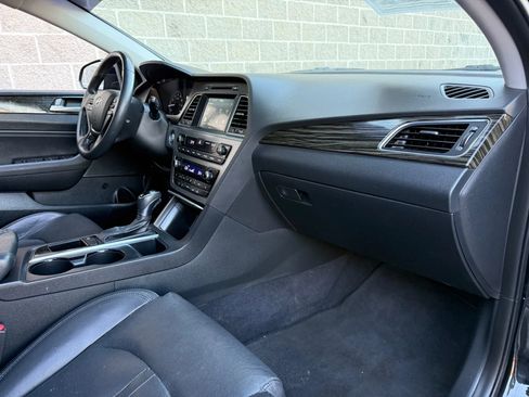 Used 2016 Hyundai Sonata Limited w/ Cargo Package image 19