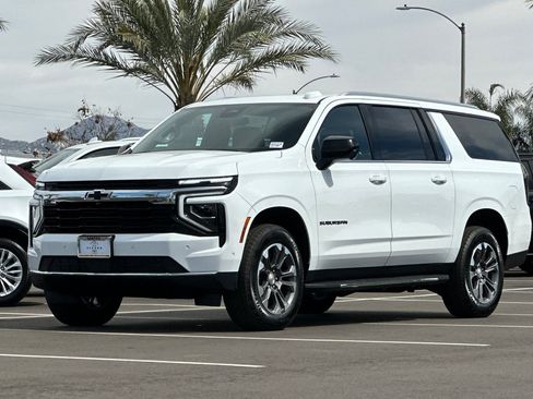 New 2026 Chevrolet Suburban LS w/ LPO, Dark Essentials Package image 8