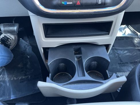 Used 2011 Dodge Grand Caravan Mainstreet w/ PWR Convenience Group image 16