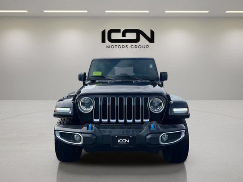 Used 2023 Jeep Wrangler Unlimited Sahara AWD/4WD image 3