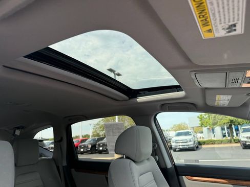 Used 2019 Honda CR-V EX image 17