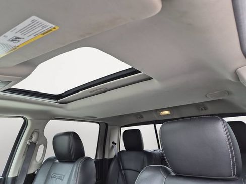 Used 2015 RAM 1500 Laramie w/ Convenience Group AWD/4WD image 12