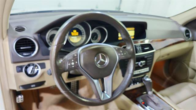 Used 2012 Mercedes-Benz C 300 4MATIC Sedan image 17