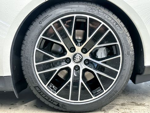 New 2024 Porsche Taycan Turbo image 45