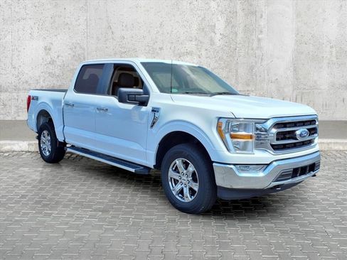 Used 2022 Ford F150 XLT w/ XTR Package image 2