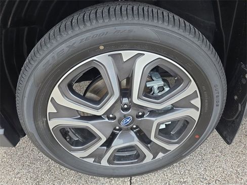 Used 2025 Subaru Ascent Limited image 17