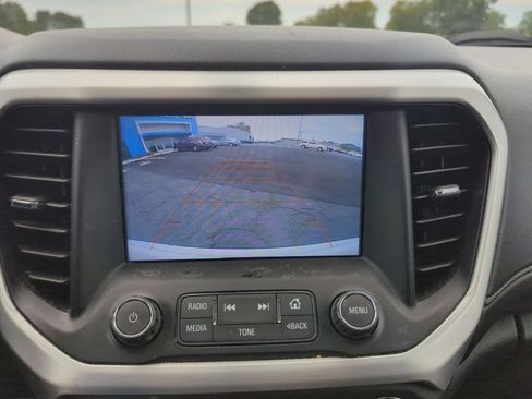 Used 2019 GMC Acadia SLT w/ LPO, Floor Liner Package AWD/4WD image 8