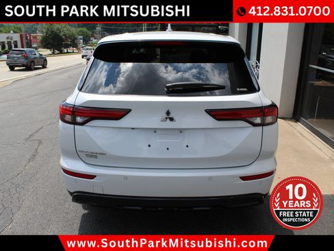 Used 2022 Mitsubishi Outlander SEL Black Edition AWD/4WD image 8
