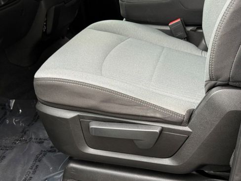 Certified 2022 RAM 2500 Big Horn w/ Snow Chief Group image 19