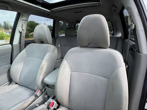 Used 2012 Subaru Forester 2.5X Premium AWD/4WD image 33