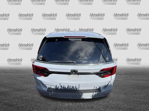 Used 2024 Honda Odyssey Sport image 9