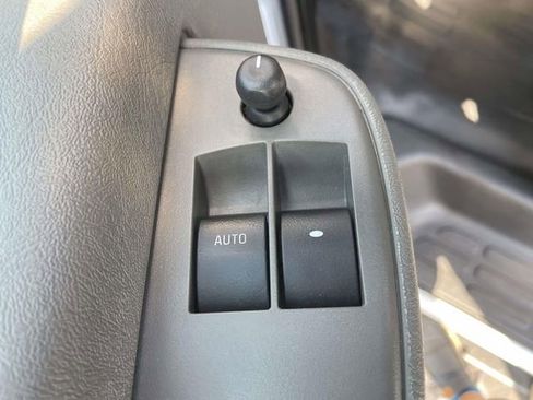 Used 2024 Chevrolet Express 2500 w/ Driver Convenience Package image 14