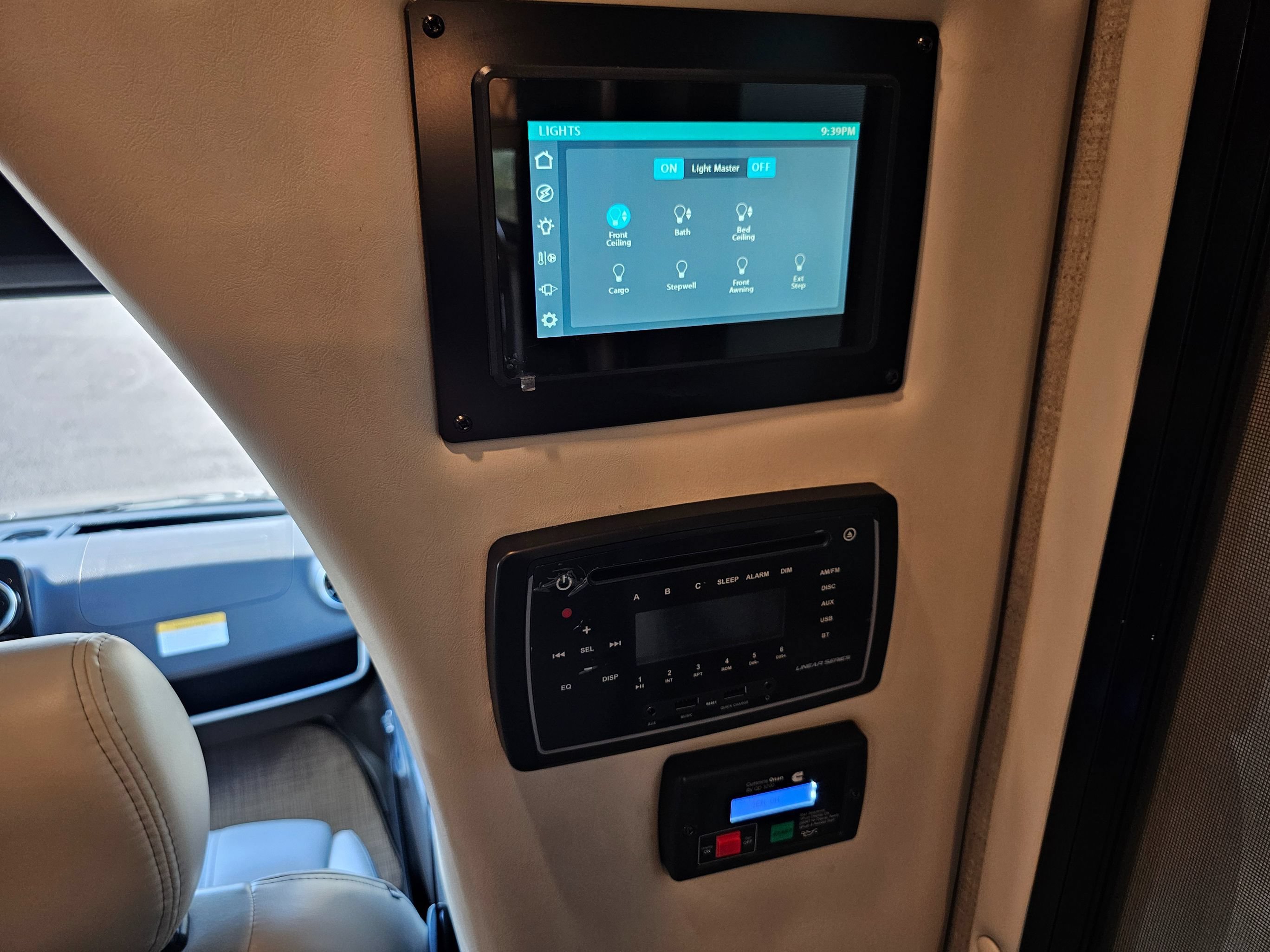 Used 2022 Mercedes-Benz Sprinter 3500 w/ Acoustic Package image 66