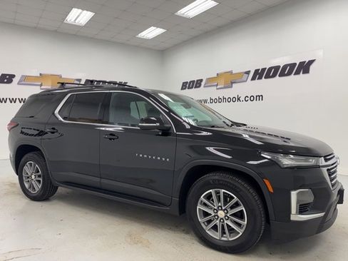 Used 2022 Chevrolet Traverse LT w/ LPO, 'HIT The Road' Package image 3