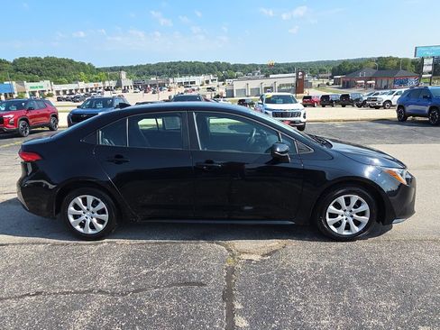 Used 2024 Toyota Corolla LE FWD image 9