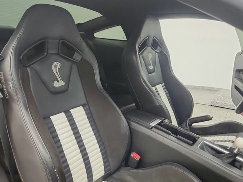 Used 2013 Ford Mustang Shelby GT500 RWD image 19
