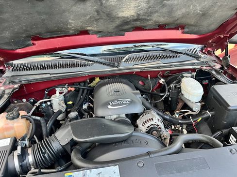 Used 2004 Chevrolet Silverado 1500 LS w/ Light Duty Power Package image 60