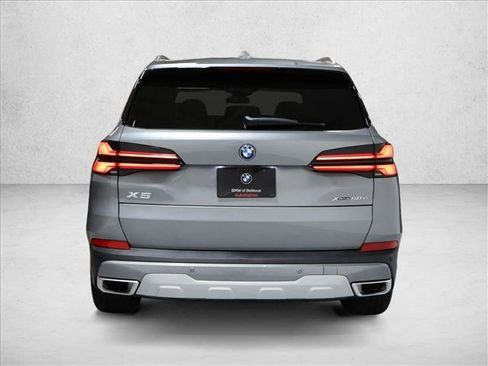 New 2026 BMW X5 xDrive50e AWD/4WD image 7