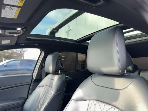 Used 2023 Kia Sportage X-Pro image 14