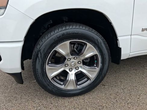 Used 2024 RAM 1500 Laramie image 19