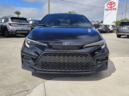 Used 2024 Toyota Corolla SE image 2