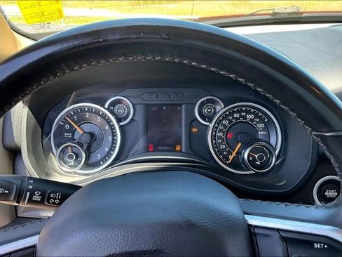 Used 2019 RAM 1500 Big Horn AWD/4WD image 14