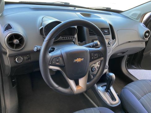 Used 2013 Chevrolet Sonic LT image 25