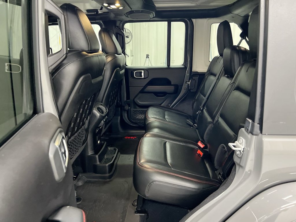 Used 2019 Jeep Wrangler Unlimited Rubicon AWD/4WD image 23