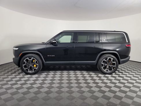 Used 2024 Rivian R1S Adventure image 2
