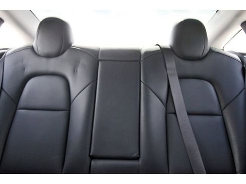 Used 2019 Tesla Model 3 Long Range RWD image 13