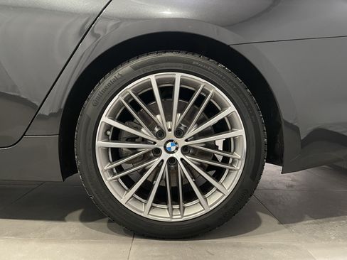Used 2019 BMW 540i xDrive w/ Convenience Package AWD/4WD image 8