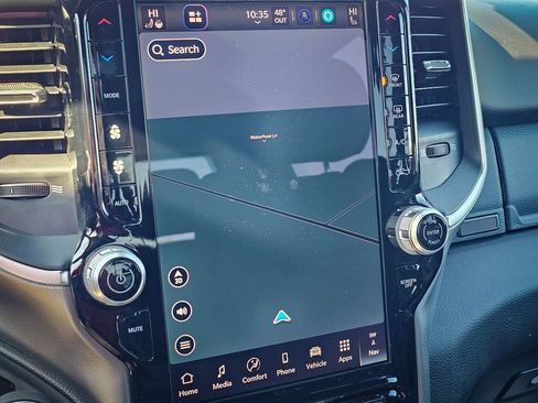 New 2026 RAM 1500 4x4 Crew Cab image 27