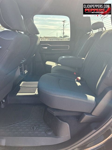 Used 2025 RAM 2500 Big Horn AWD/4WD image 17