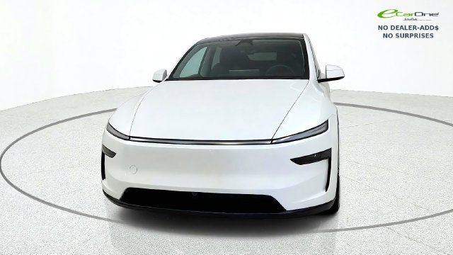 Used 2026 Tesla Model Y 2WD image 2