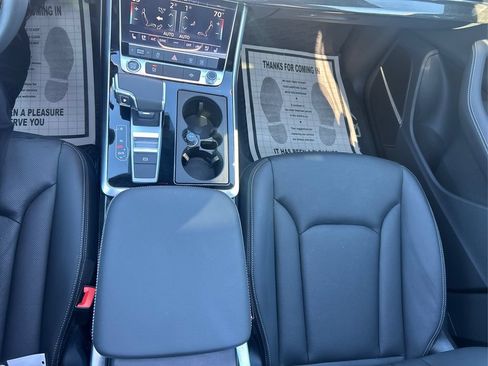 Used 2025 Audi Q7 3.0T Premium Plus AWD/4WD image 12