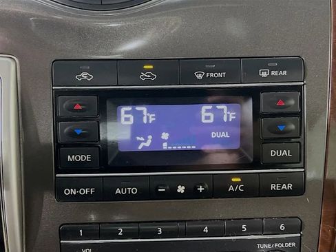 Used 2015 Nissan Quest SL w/ Bose Package FWD image 16