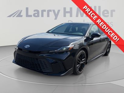Used 2025 Toyota Camry SE