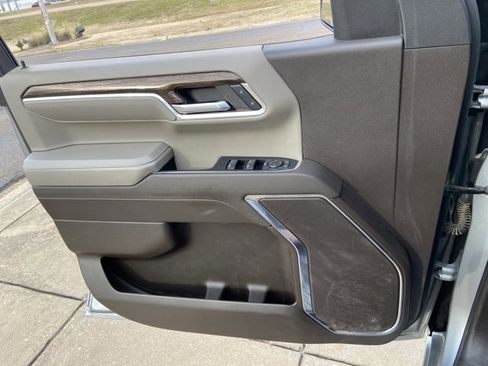 Used 2024 GMC Sierra 1500 SLE w/ Preferred Package image 43