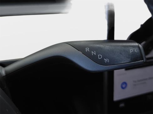 Used 2022 Tesla Model 3 image 24